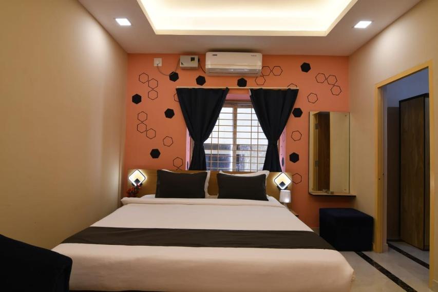 Emerald Euphoria The Luxury Stay Near Infocity Best Seller Bhubaneswar Exterior foto