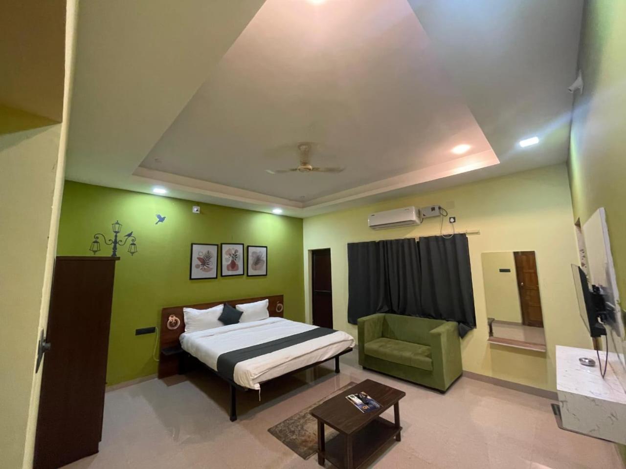 Emerald Euphoria The Luxury Stay Near Infocity Best Seller Bhubaneswar Exterior foto